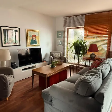 Designer Townhouse In Arnavutkoey, On The Bosphorus דירה *